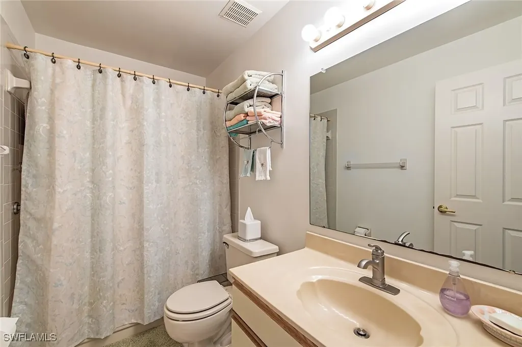 10684 Gulf Shore Drive Naples FL 34108
