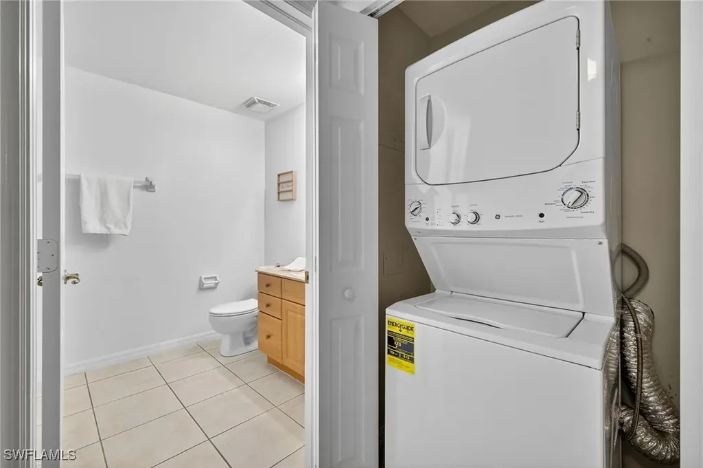 950 Hancock Creek South Boulevard Cape Coral FL 33909