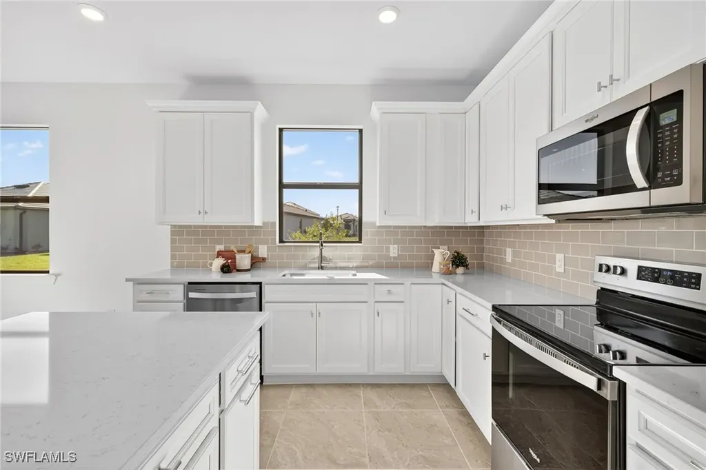 3999 Sweet Alyssum Terrace Alva FL 33920