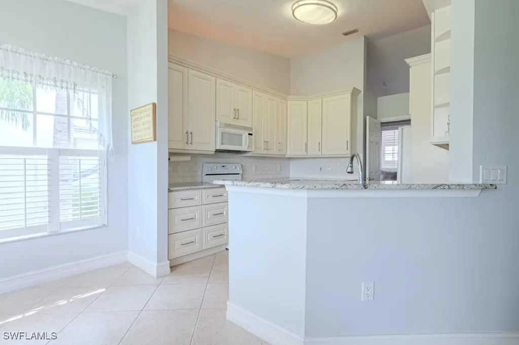 6015 Pinnacle Lane Naples FL 34110