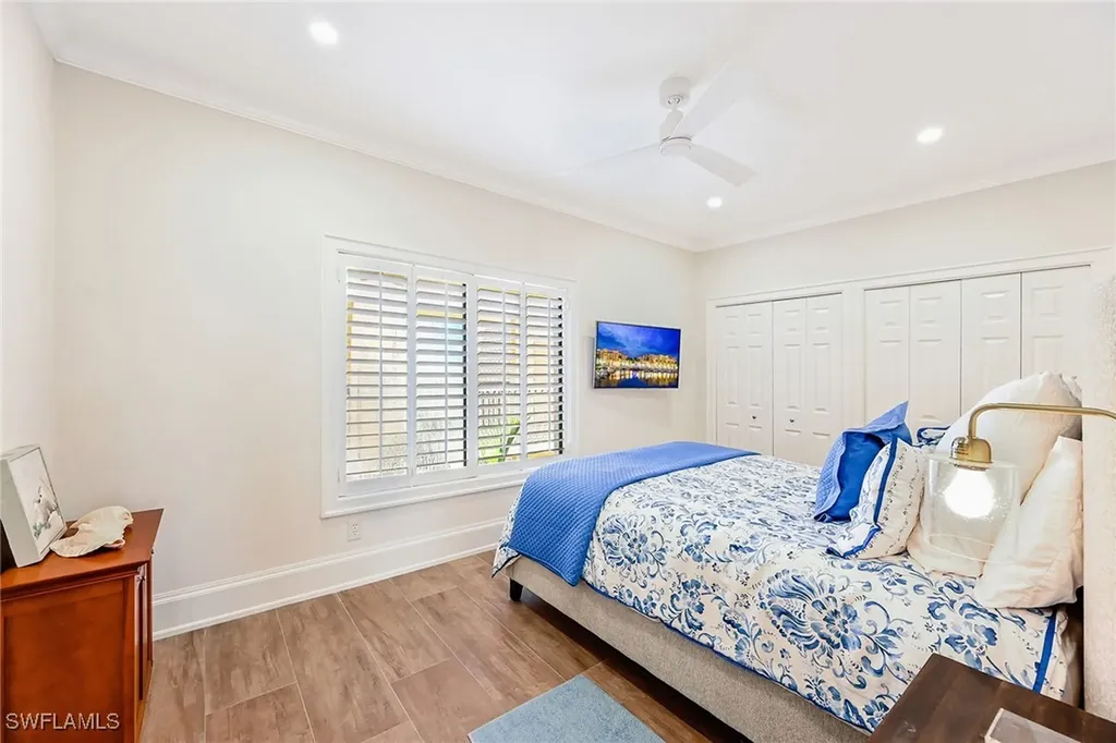 6770 Pelican Bay Boulevard E Naples FL 34108