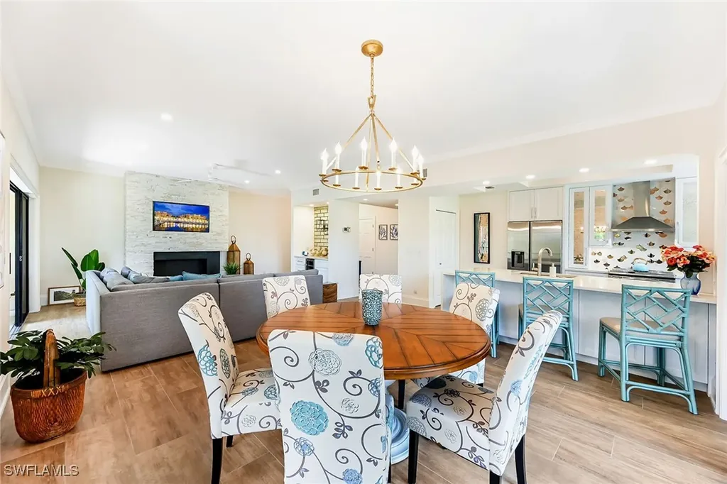 6770 Pelican Bay Boulevard E Naples FL 34108