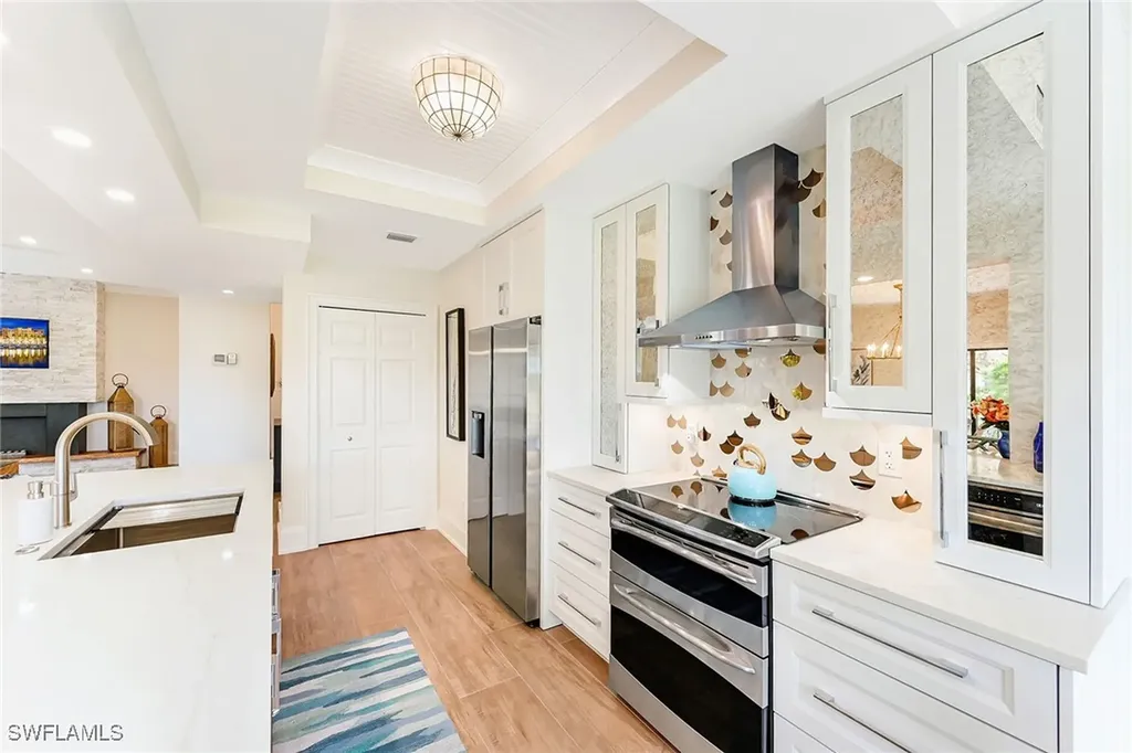 6770 Pelican Bay Boulevard E Naples FL 34108