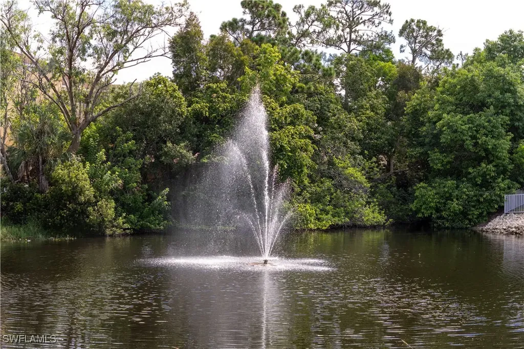 4627 Bayshore Drive Naples FL 34112