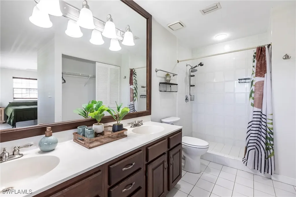 1912 Sheffield Avenue Marco Island FL 34145