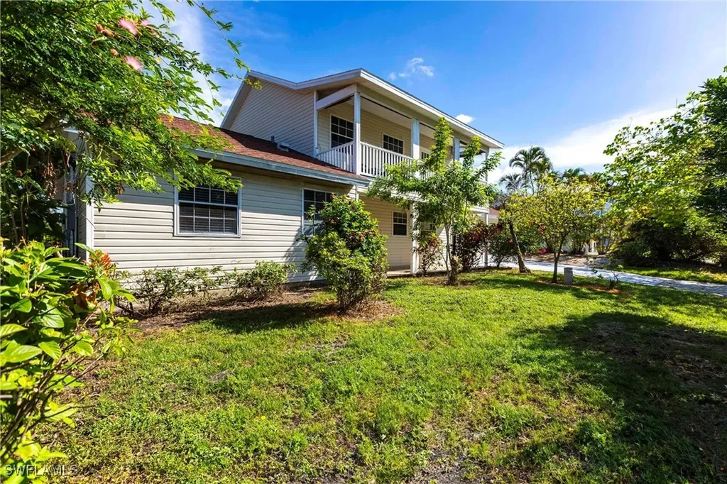 1912 Sheffield Avenue Marco Island FL 34145