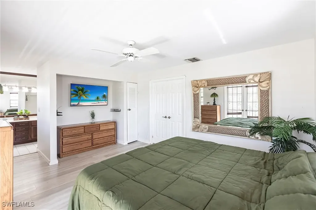 1912 Sheffield Avenue Marco Island FL 34145
