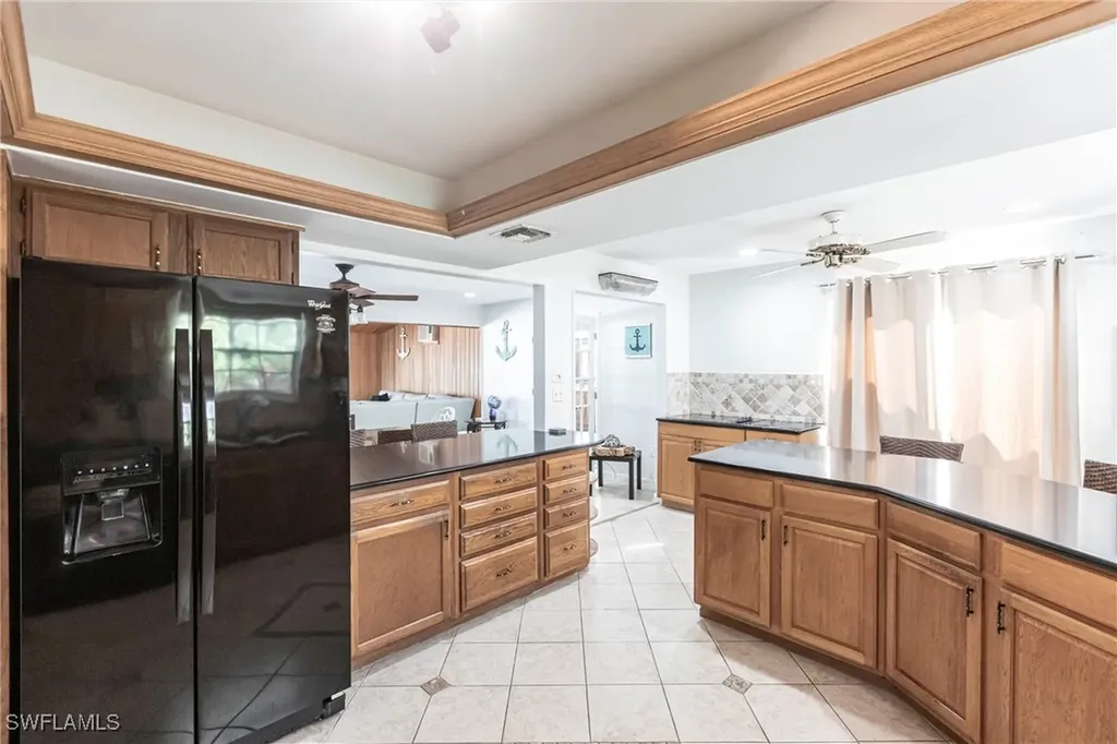 1912 Sheffield Avenue Marco Island FL 34145