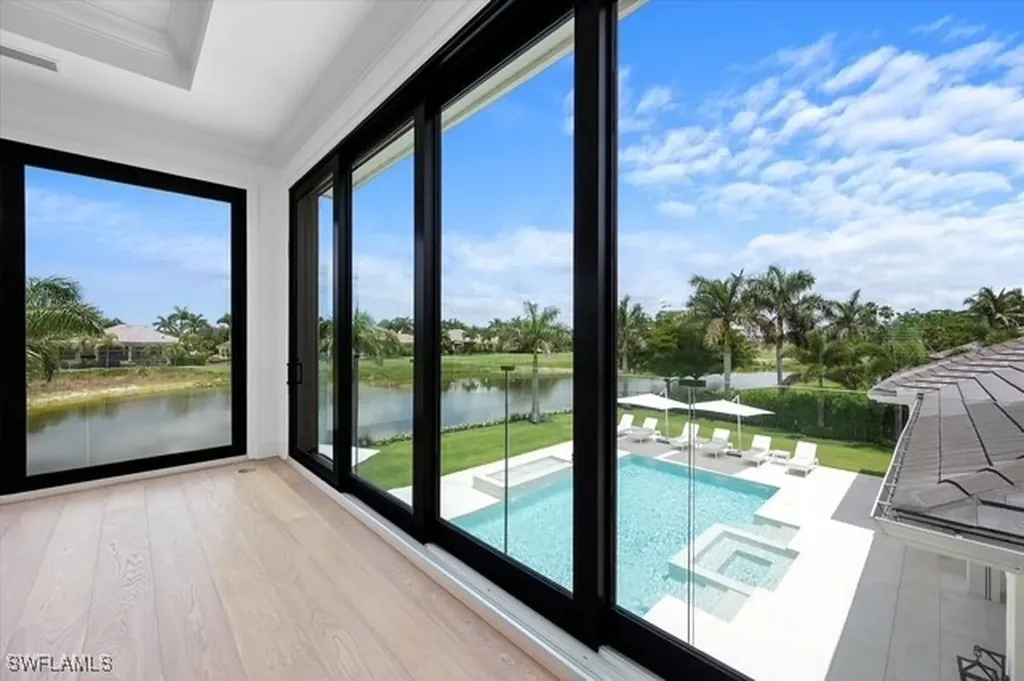 6285 Highcroft Drive Naples FL 34119