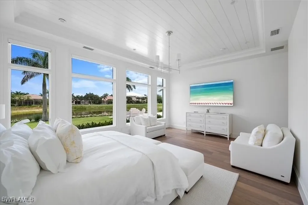 6285 Highcroft Drive Naples FL 34119