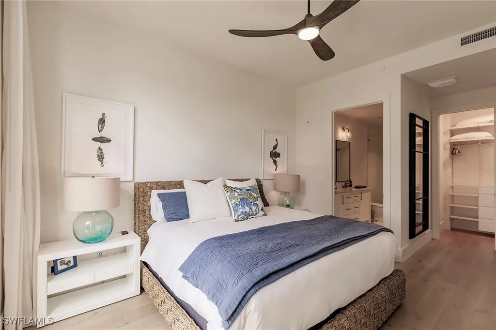 850 Central Avenue Naples FL 34135