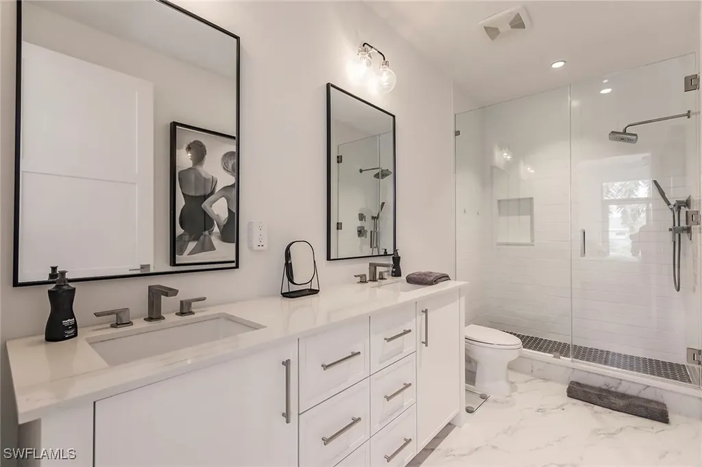 850 Central Avenue Naples FL 34135