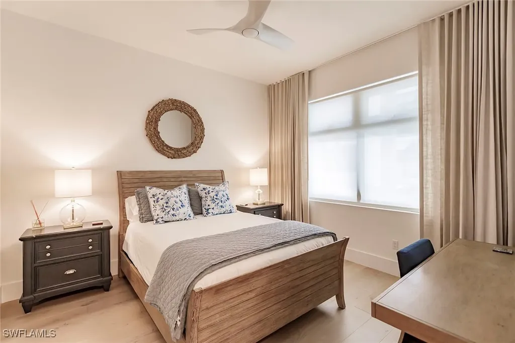 850 Central Avenue Naples FL 34135