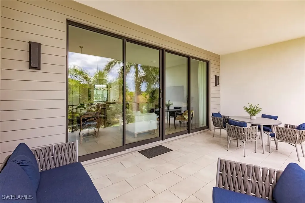 850 Central Avenue Naples FL 34135
