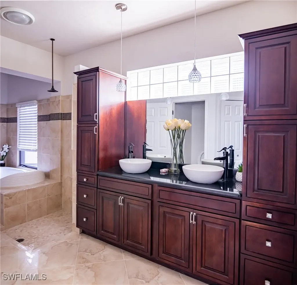 5160 Harborage Drive Fort Myers FL 33908
