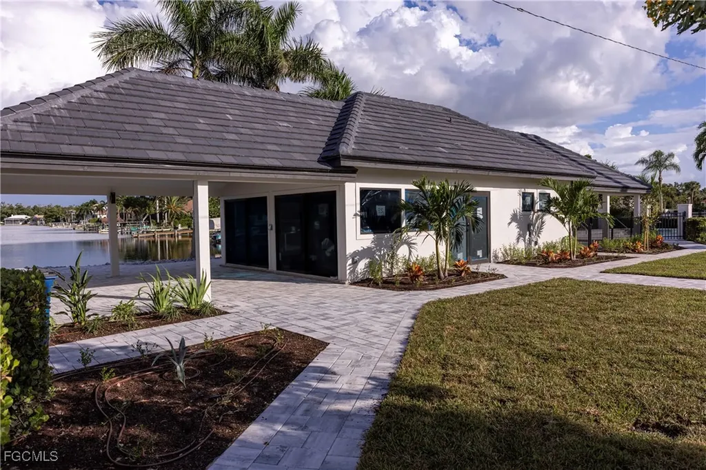 5160 Harborage Drive Fort Myers FL 33908