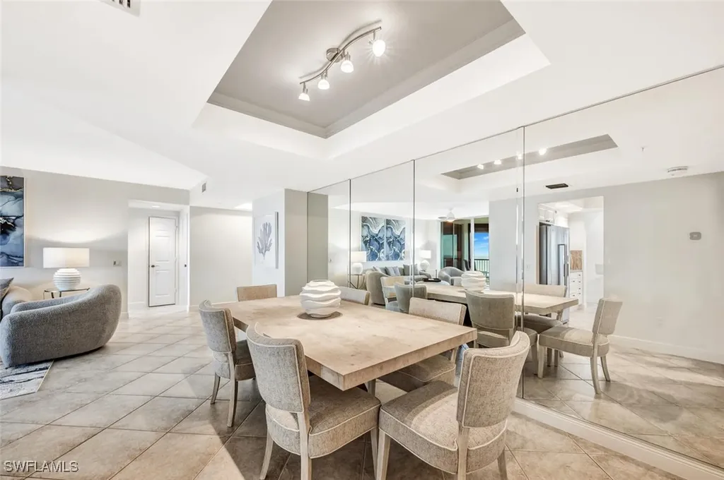 7225 Pelican Bay Boulevard Naples FL 34108