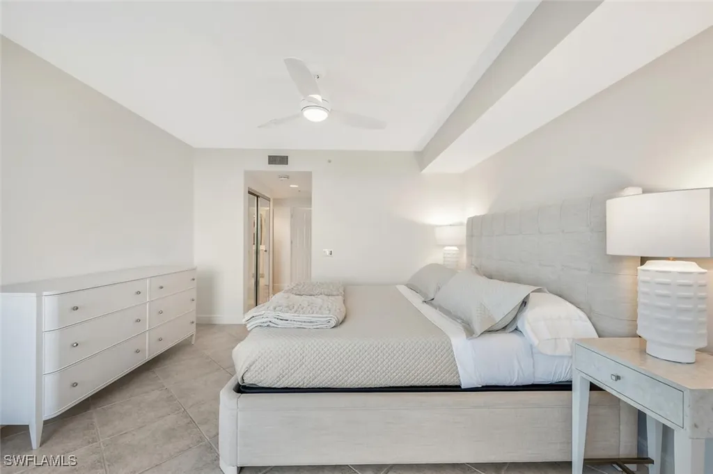 7225 Pelican Bay Boulevard Naples FL 34108