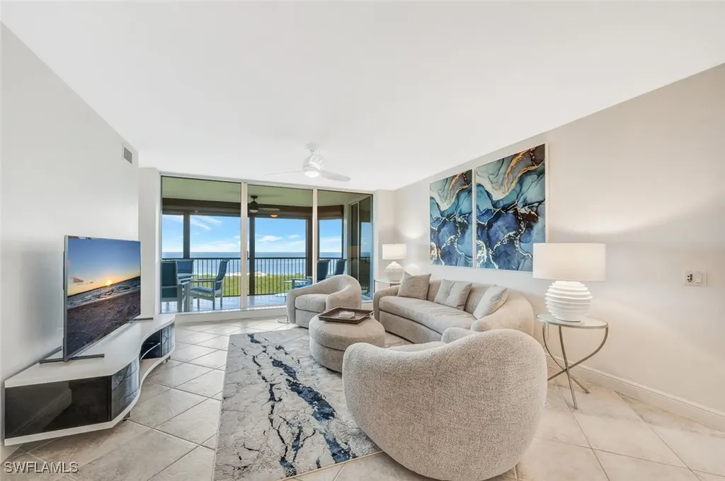 7225 Pelican Bay Boulevard Naples FL 34108