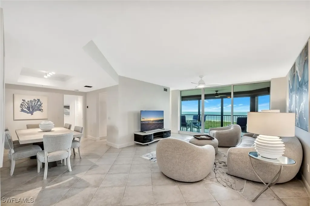 7225 Pelican Bay Boulevard Naples FL 34108