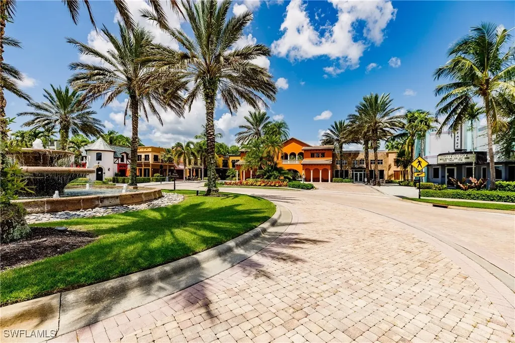 9111 Capistrano Street S Naples FL 34113