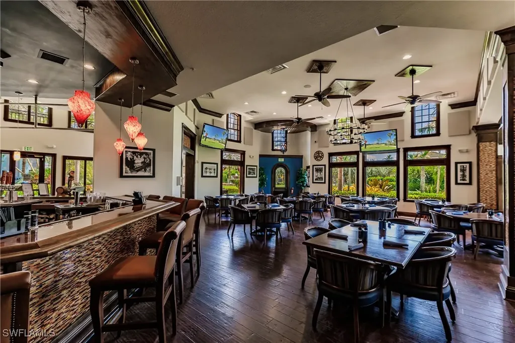 9111 Capistrano Street S Naples FL 34113