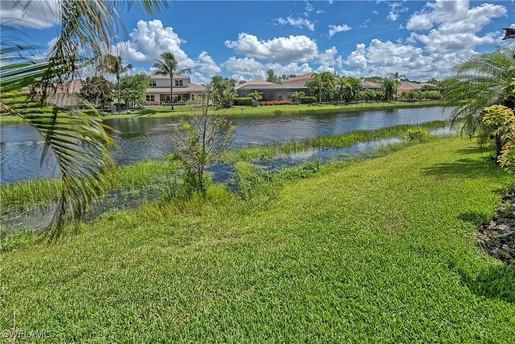 6623 Monterey Point Naples FL 34105