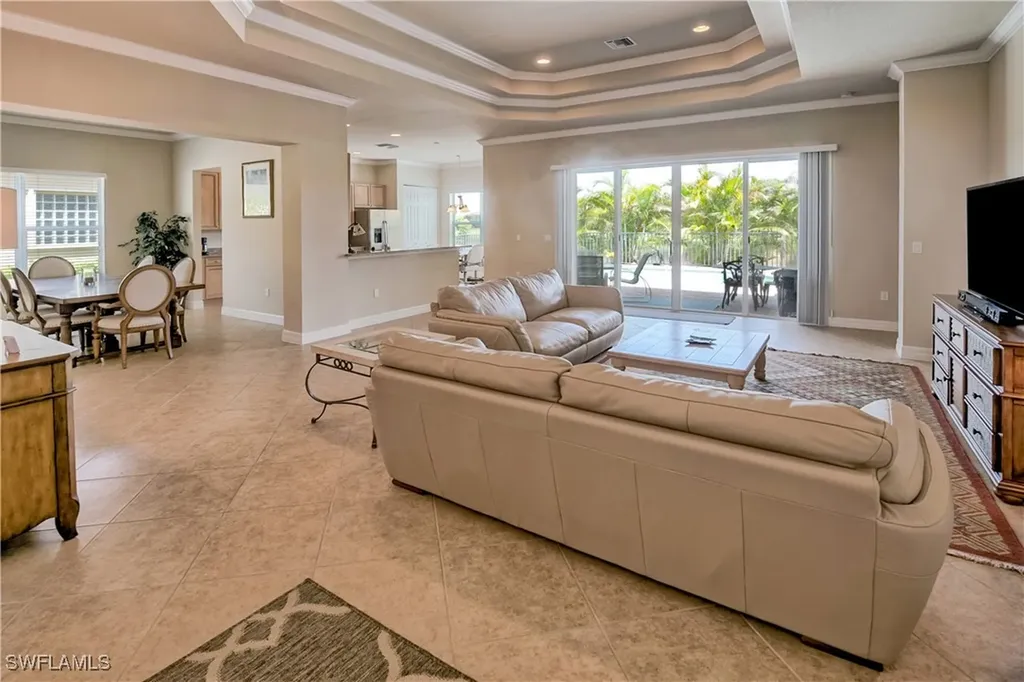 6623 Monterey Point Naples FL 34105