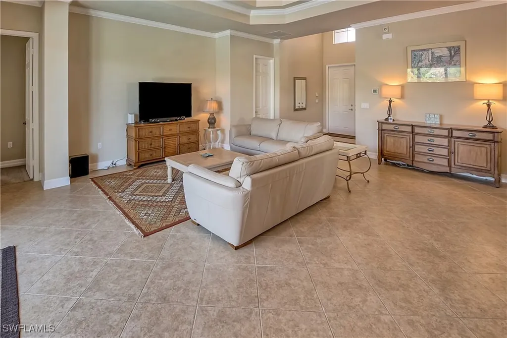 6623 Monterey Point Naples FL 34105