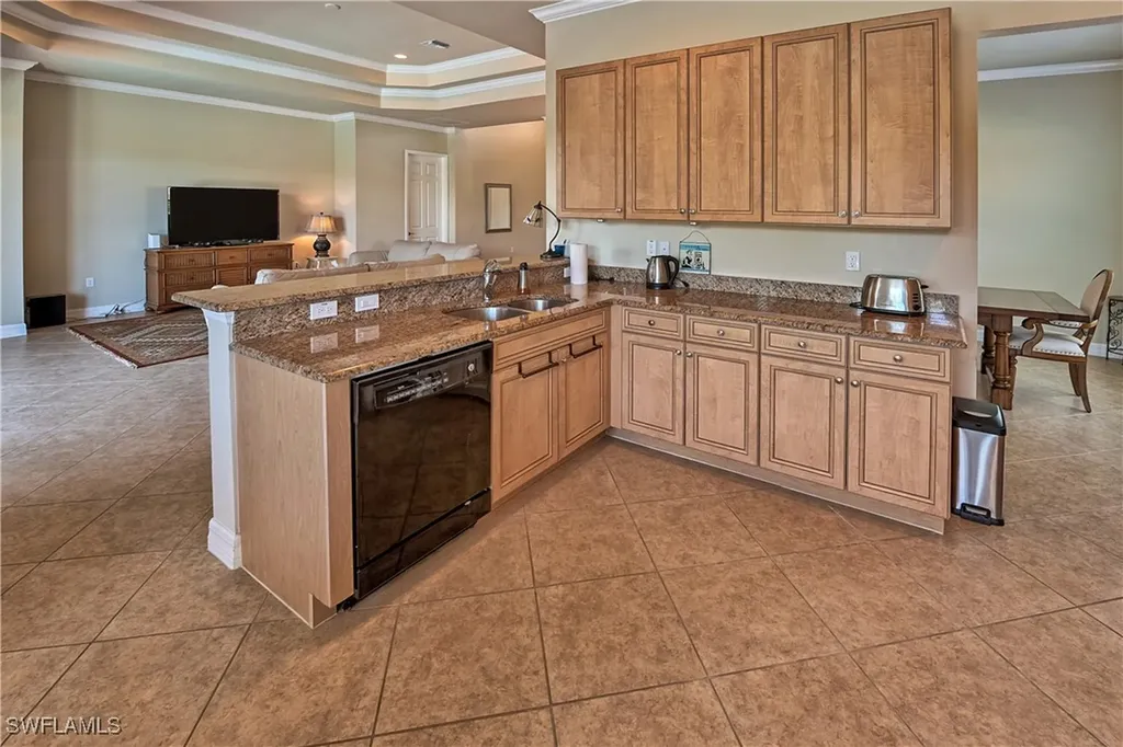 6623 Monterey Point Naples FL 34105