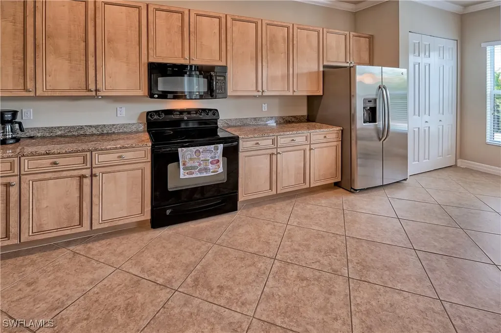 6623 Monterey Point Naples FL 34105