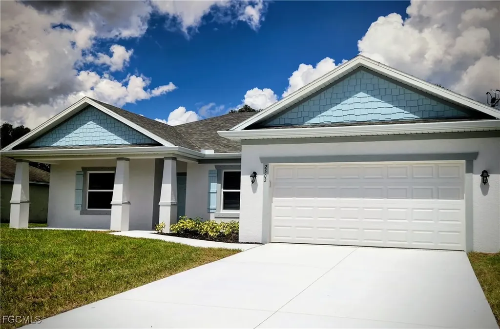 2502 55th Street SW Lehigh Acres FL 33976