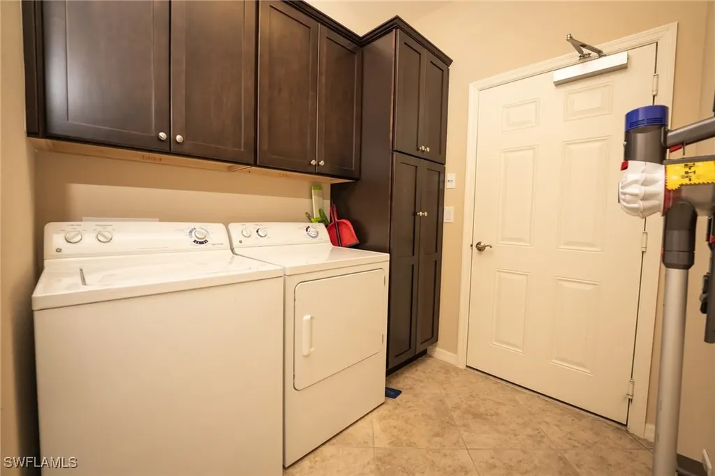 8986 Cambria Circle Naples FL 34113