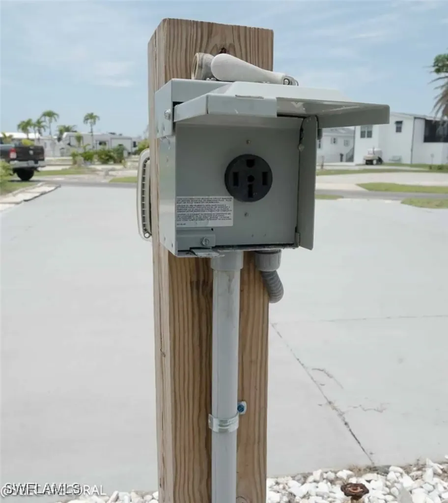 19681 #328 Summerlin Road Fort Myers FL 33908