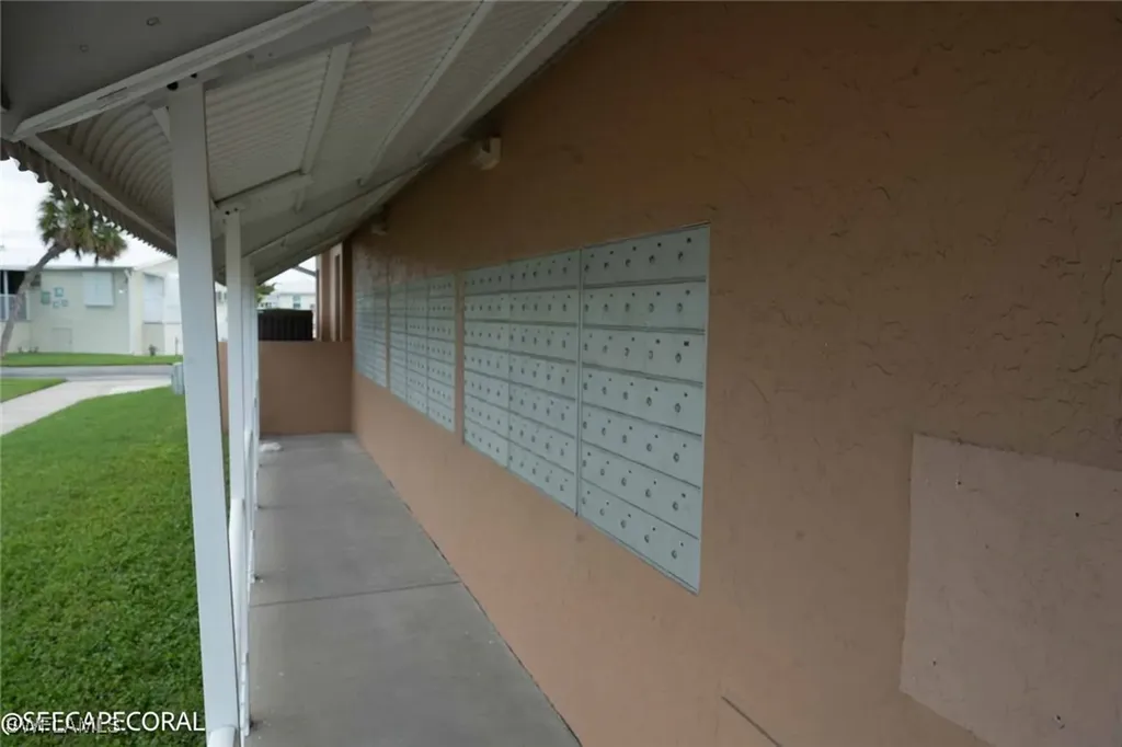 19681 #328 Summerlin Road Fort Myers FL 33908