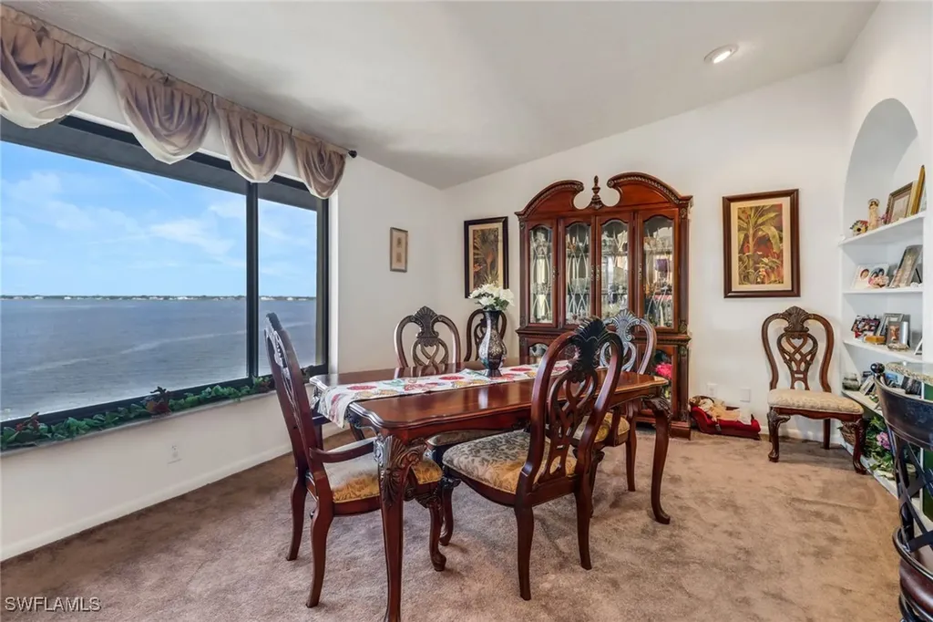 4015 SE 20th Place Cape Coral FL 33904