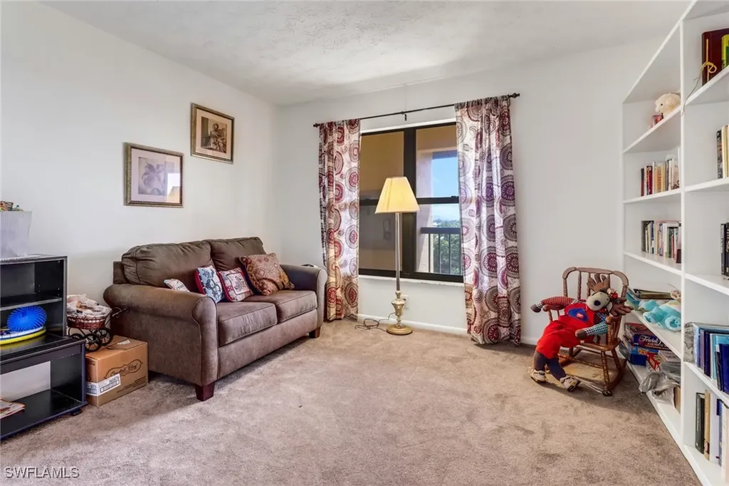 4015 SE 20th Place Cape Coral FL 33904