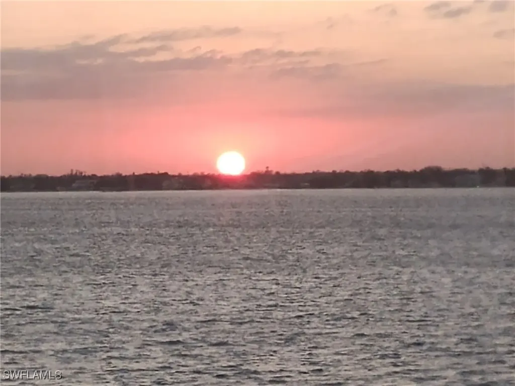 4015 SE 20th Place Cape Coral FL 33904