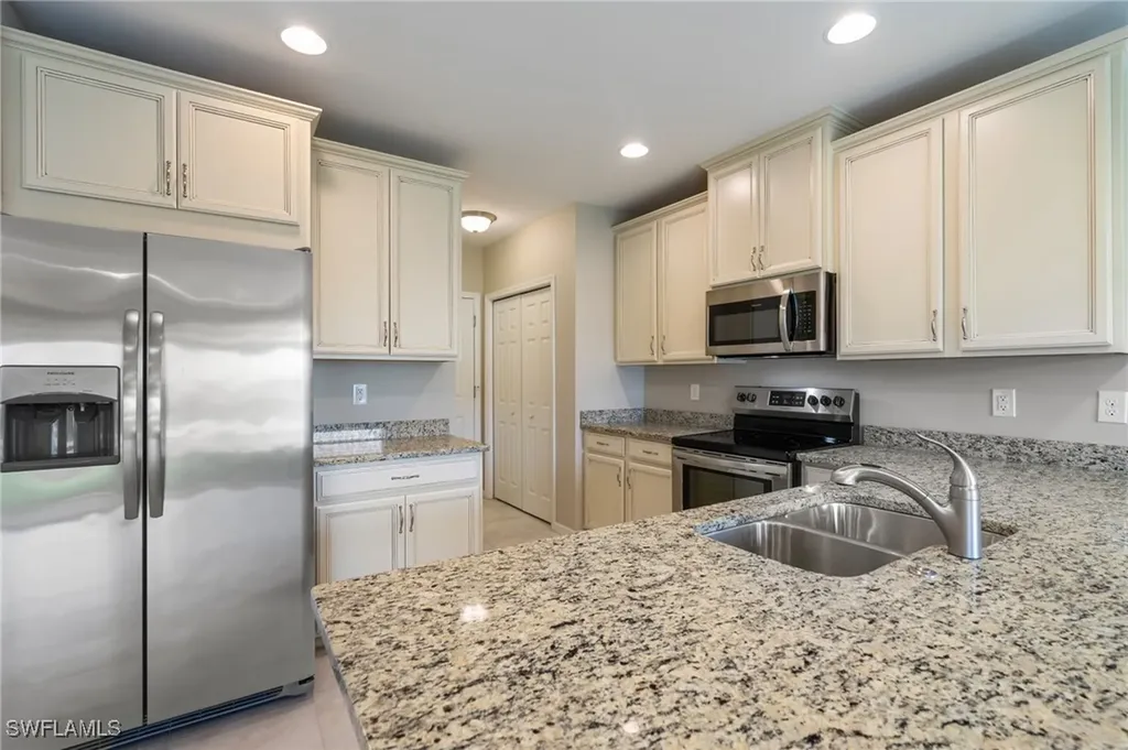12573 Laurel Cove Drive Fort Myers FL 33913