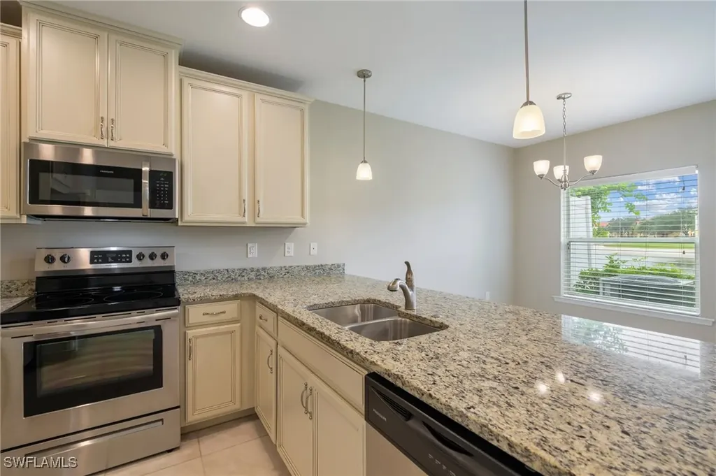 12573 Laurel Cove Drive Fort Myers FL 33913