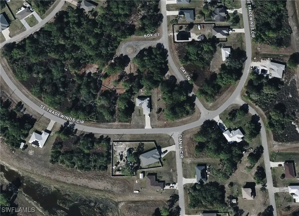 5044 SE Tradewinds Circle Labelle FL 33935