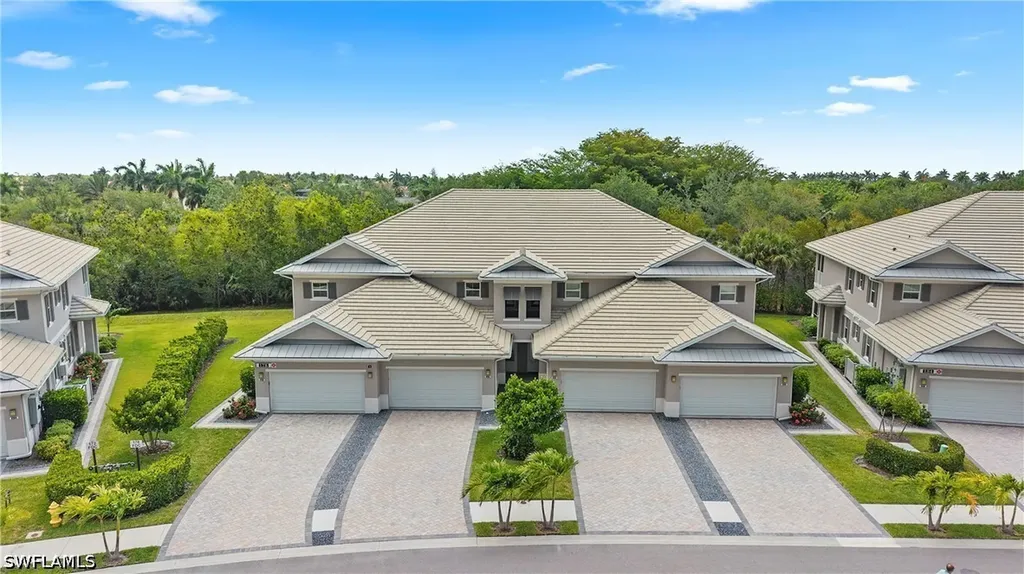 178 Indies Drive E Naples FL 34114