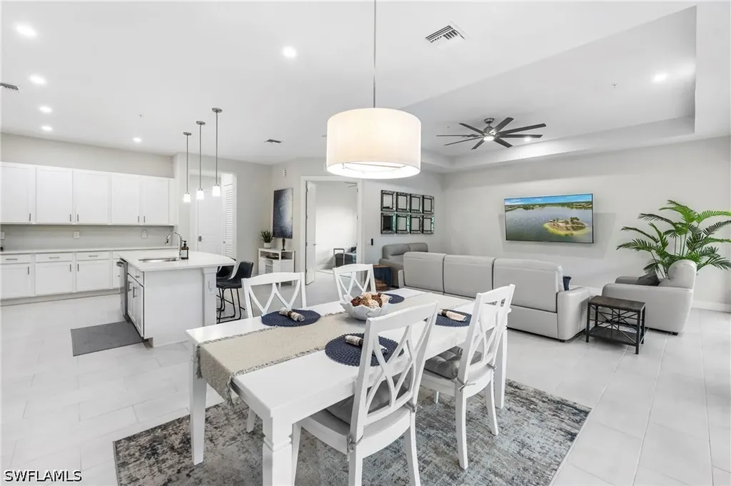 178 Indies Drive E Naples FL 34114