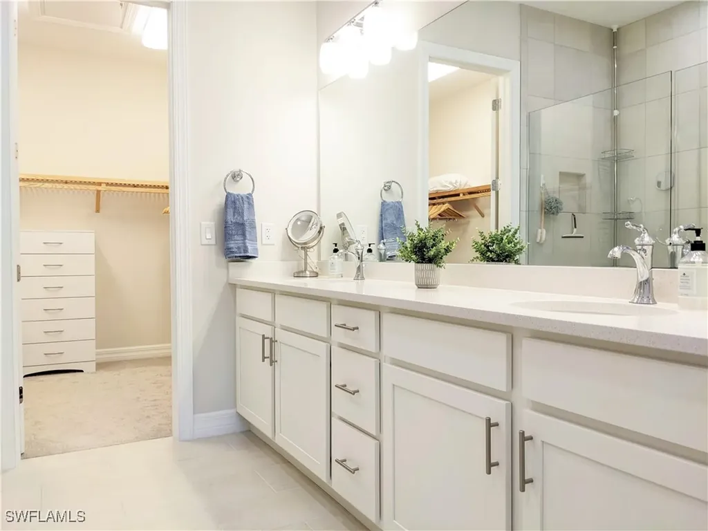 178 Indies Drive E Naples FL 34114