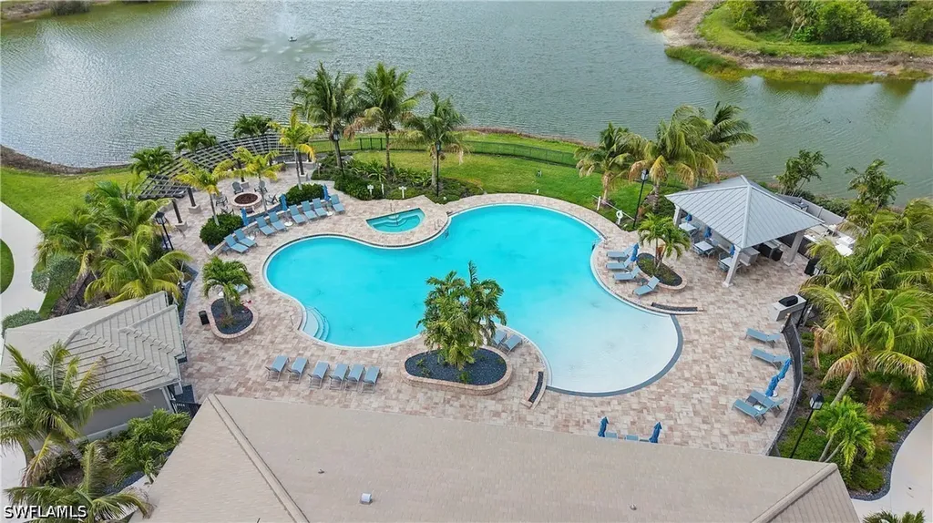 178 Indies Drive E Naples FL 34114
