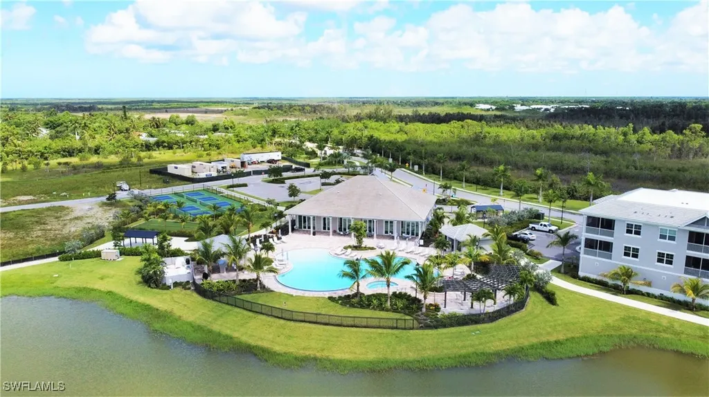178 Indies Drive E Naples FL 34114