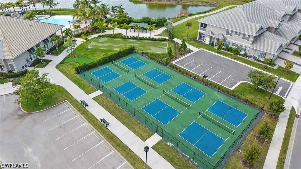 178 Indies Drive E Naples FL 34114