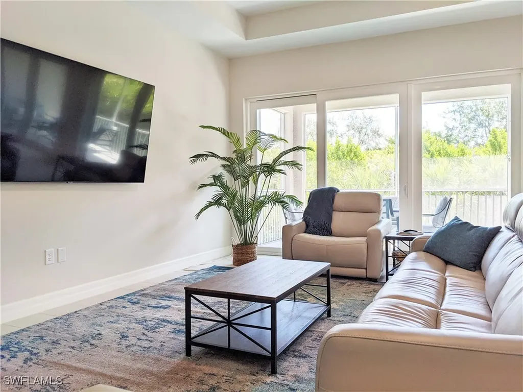 178 Indies Drive E Naples FL 34114