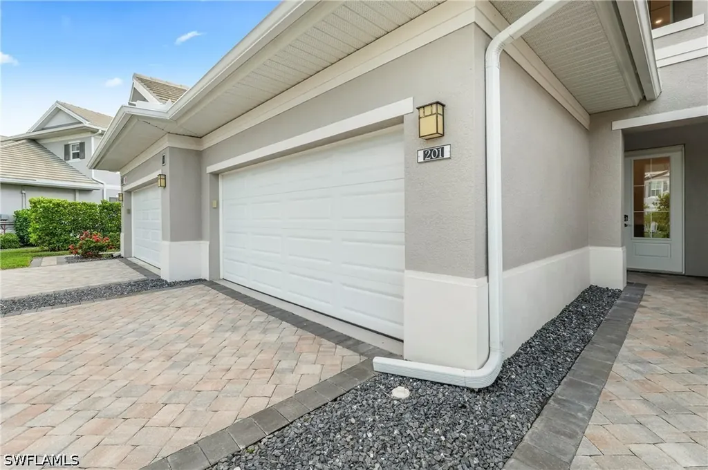 178 Indies Drive E Naples FL 34114