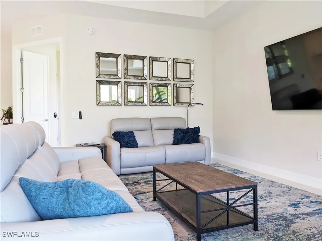 178 Indies Drive E Naples FL 34114